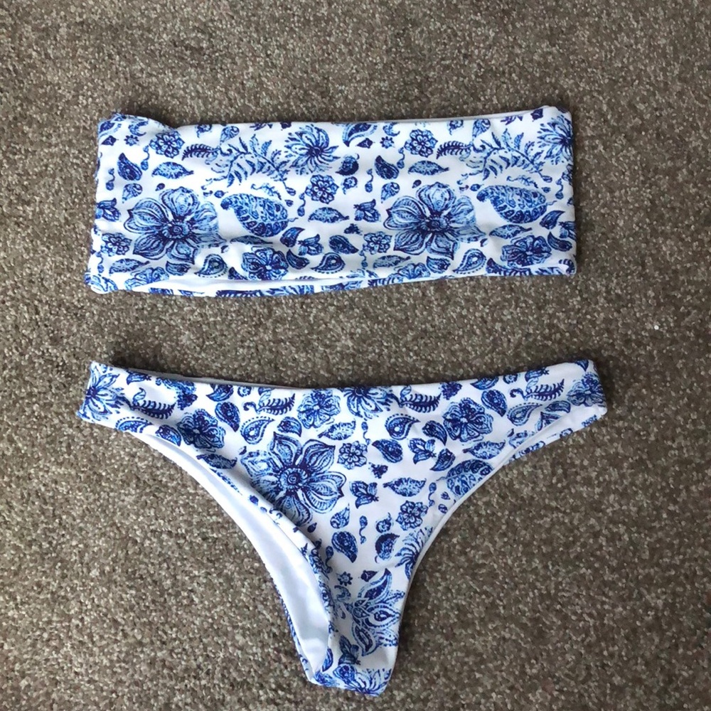 Bandeau Bikini.